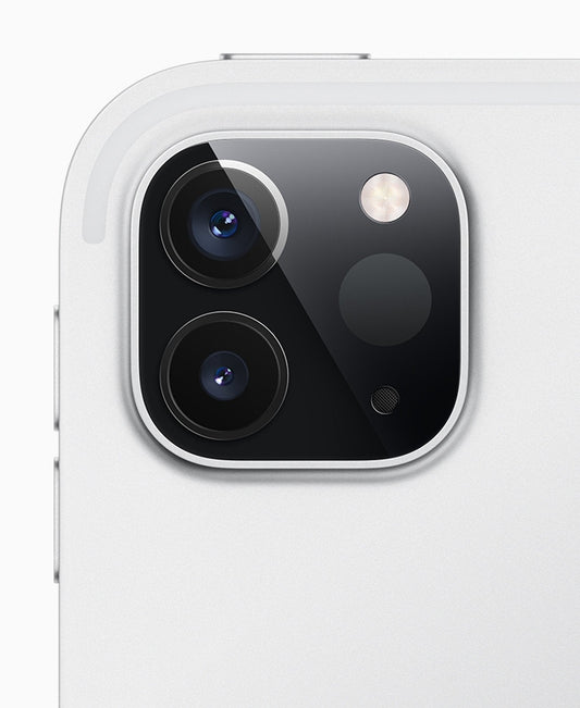Apple iPhone 17 Pro vs Samsung S26 Ultra – Which One Should You Buy?